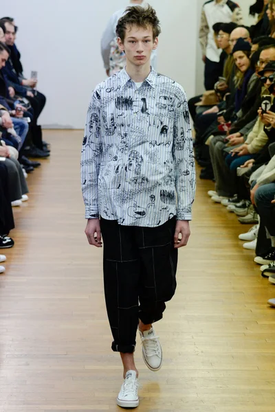 Look 13